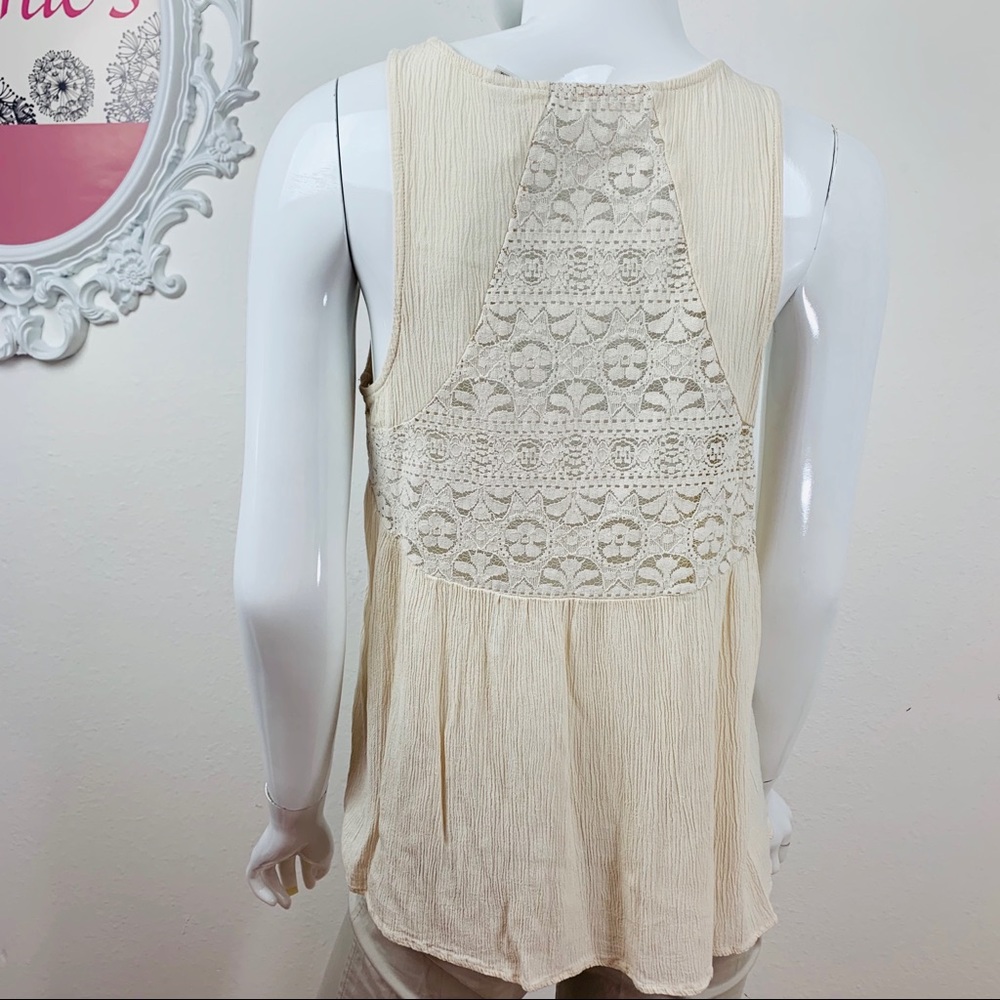 Anthropologie Others Follow /Cream Embroider Lace